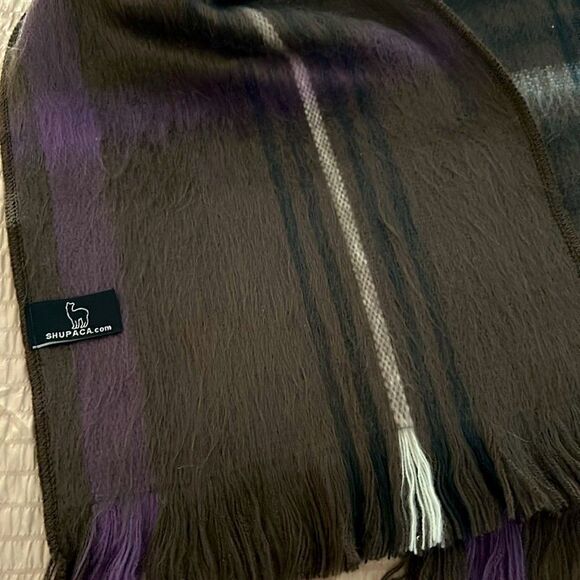 Shupaca Brushed Alpaca Stripe Unisex Scarf.. Ecuador - Picture 4 of 9